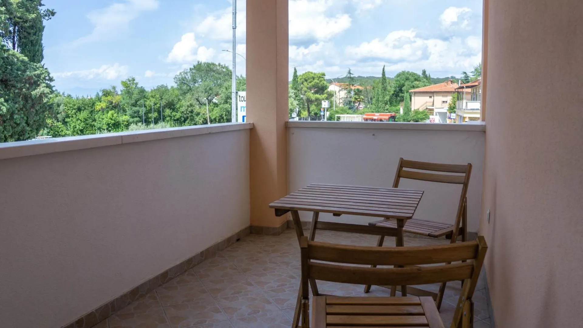Dub Apartments Malinska 0*,  Croatia